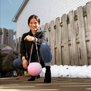 Meet your Posher, Denise